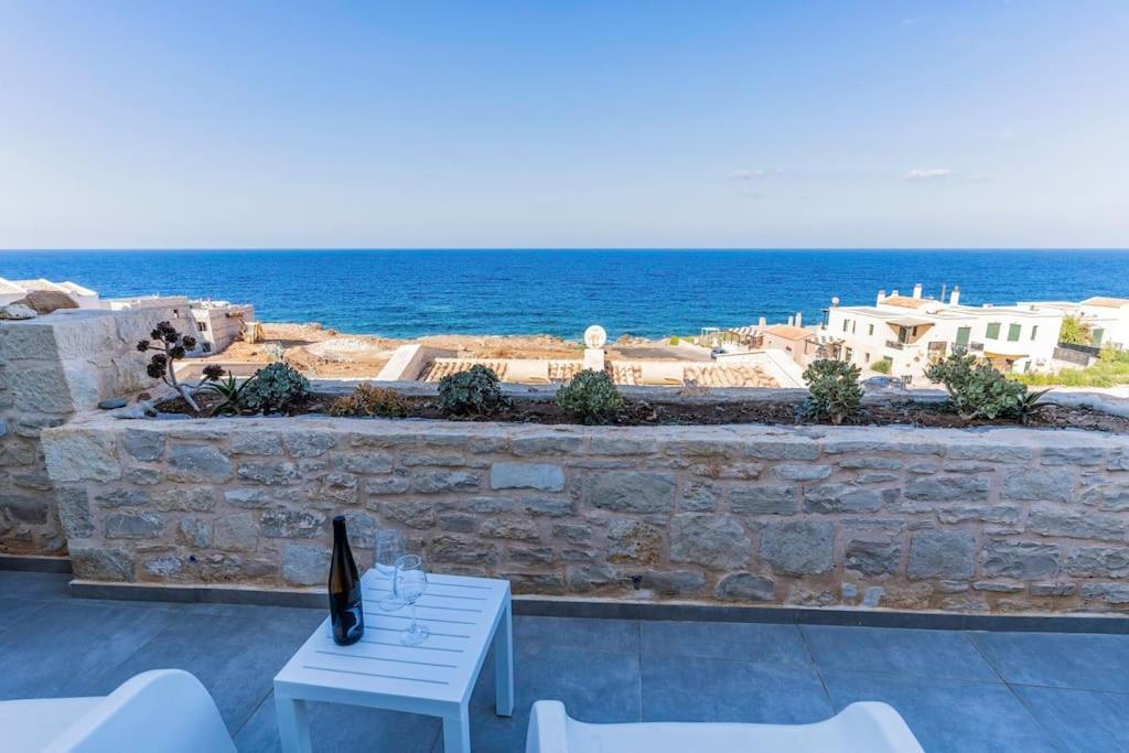 Zefyros Suite , Seafront Retreat ! Pánormos Eksteriør bilde