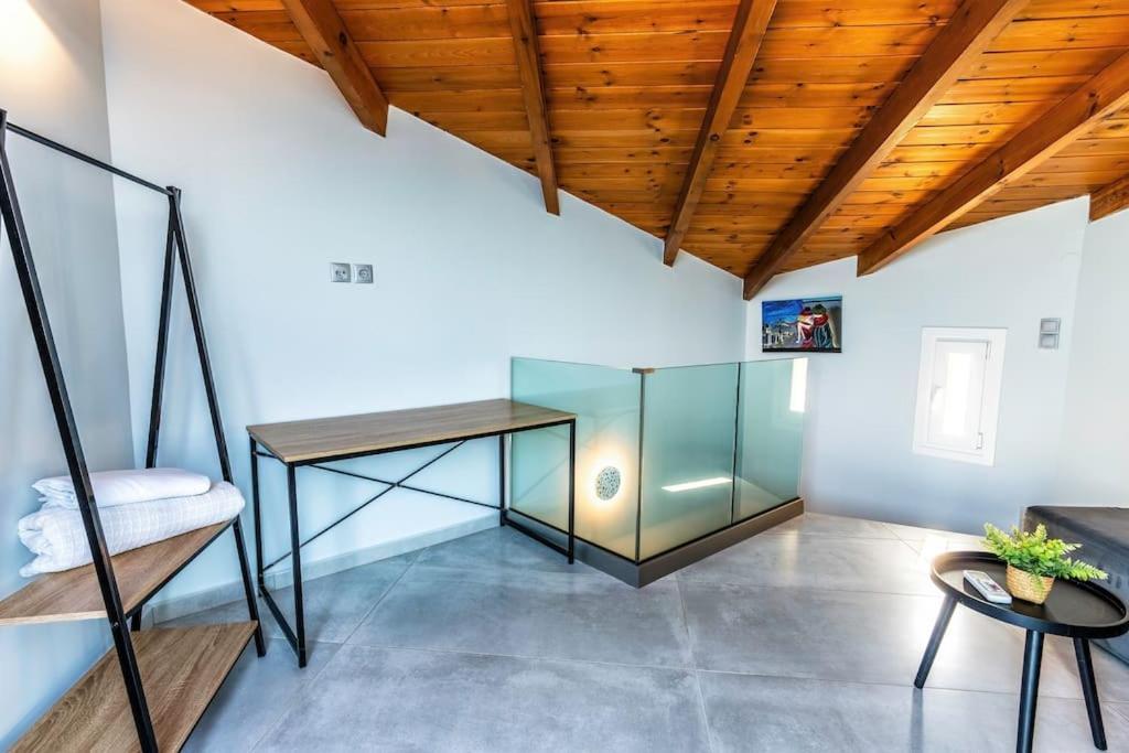 Zefyros Suite , Seafront Retreat ! Pánormos Eksteriør bilde