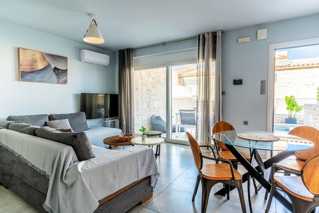 Zefyros Suite , Seafront Retreat ! Pánormos Eksteriør bilde